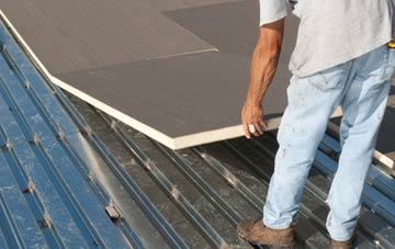 benefits of insulating Woodburn flat roofing